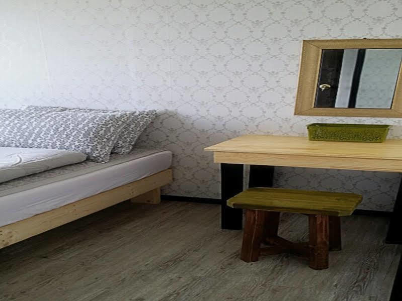 Jeju Airport Mira Guesthouse Kültér fotó